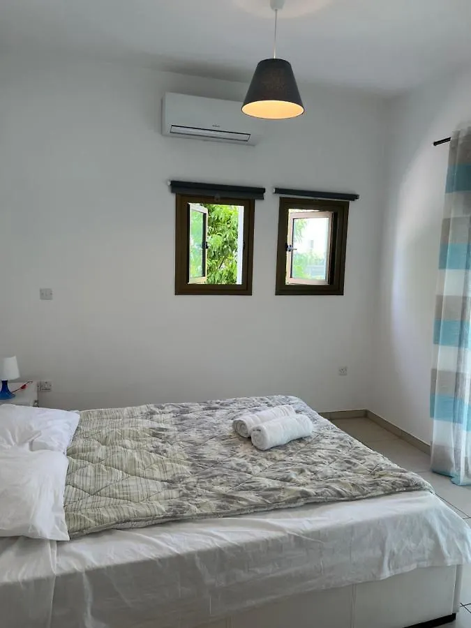 Mara Homes By The Seaside 圣纳帕 别墅